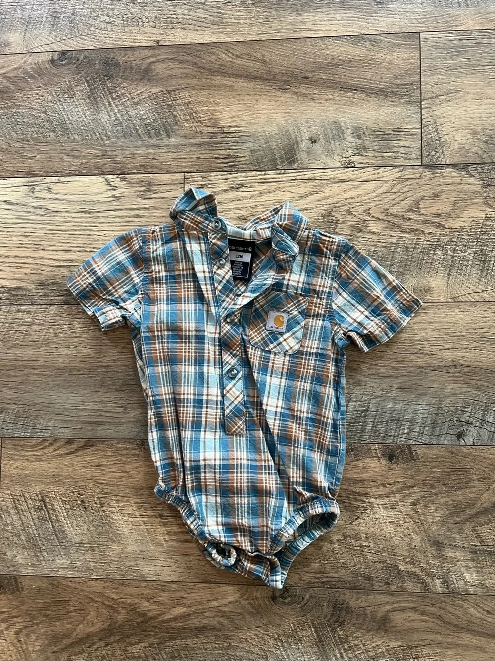 Carhartt plaid button down 12 month short sleeve